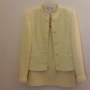 Casual Corner 2 Pc Pleated Neckline Suit